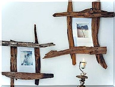 frames made with pieces of wood