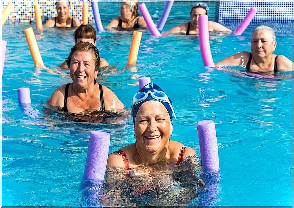 Swimming is a good sport for seniors