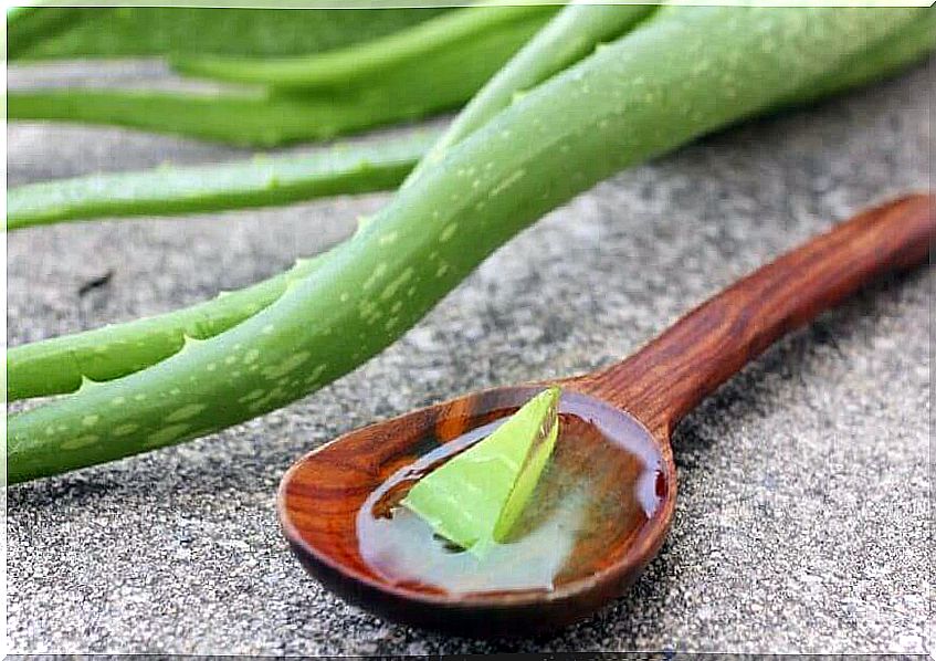 Aloe vera for droopy eyelids.