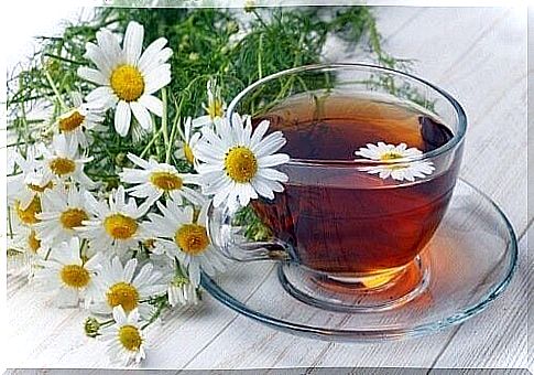 chamomile infusion for a good caffeine withdrawal