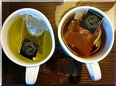 black tea and green tea 