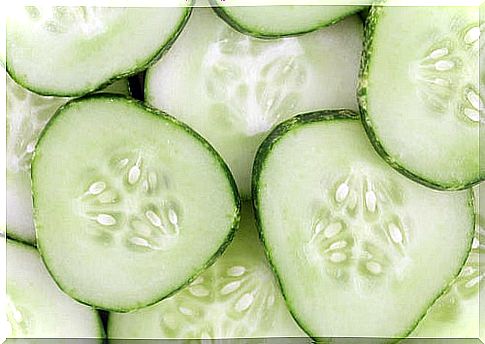 Cucumber dark circles remedy