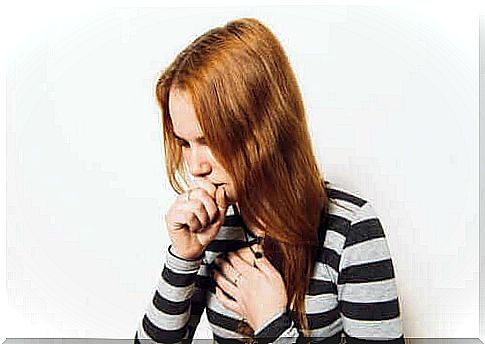 A young girl having a cough associated with a cold